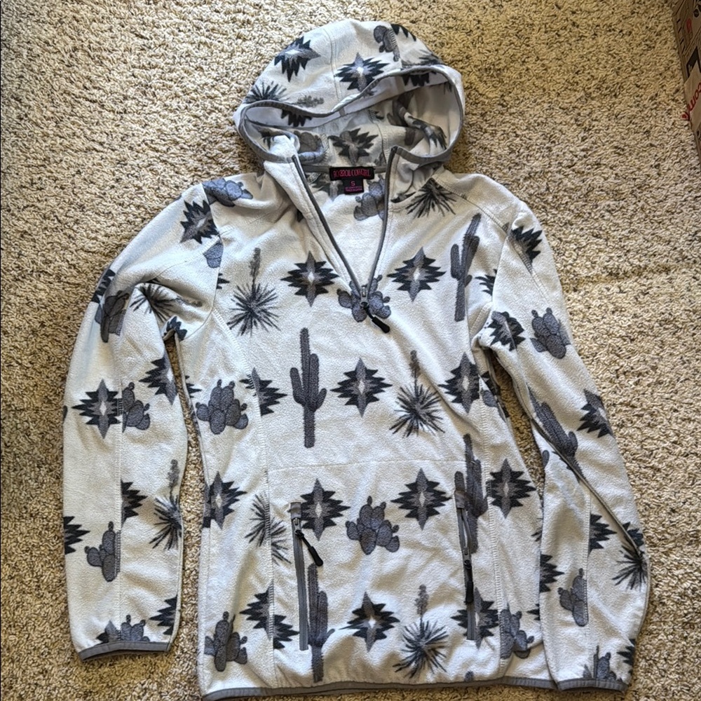 Women’s Rock & Roll Cowgirl Gray Cactus western Print 1/4 zip fleece